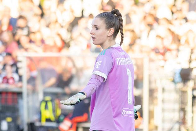 Google Pixel Frauen Bundesliga: Eintracht Frankfurt - FC Bayern München, 03.10.2026 Ena Mahmutovic (FC Bayern München 1), Freisteller, Portrait Porträt, Eintracht Frankfurt - FC Bayern München, Frankfurt, Stadion am Brentanobad, 3.10.2026 Copyright: xBEAUTIFULxSPORTS Gawlikx