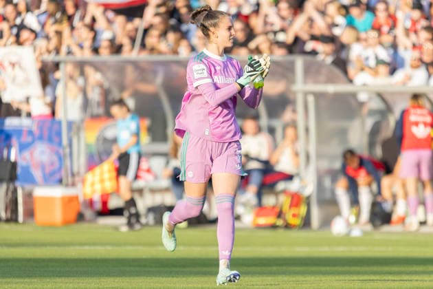 Google Pixel Frauen Bundesliga: Eintracht Frankfurt - FC Bayern München, 03.10.2026 Ena Mahmutovic (FC Bayern München 1), Freisteller, Portrait Porträt, Eintracht Frankfurt - FC Bayern München, Frankfurt, Stadion am Brentanobad, 3.10.2026 Copyright: xBEAUTIFULxSPORTS Gawlikx