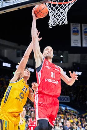 Brandon Angel (ALBA BERLIN, 21), Daniel Keppeler (Bamberg Baskets, 31), GER, ALBA Berlin vs. BMA 365 Bamberg Baskets, Basketball Herren, easy Credit BBL, Saison 2026 27, 4. Spieltag, 03.10.2026 GER, ALBA Berlin vs. BMA 365 Bamberg Baskets, Basketball Herren, easy Credit BBL, Saison 2026 27, 4. Spieltag, 03.10.2026 Berlin