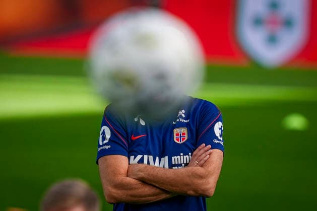 Soccer, Nations League: Portugal vs. Norway, Nations League Porto, Portugal 20261003 Norway’s national team coach Stale Solbakken during training at Estadio Do Dragao on the day of the match against Portugal Photo: Lise Aserud, NTB Porto, Portugal EDITORIAL USE ONLY RESTRICTED USE FOR BETTING COMPANIES  Copyright: xLisexAserudx xNTBx
