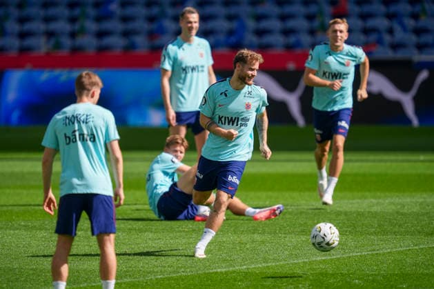 Soccer, Nations League: Portugal vs. Norway; Nations League: Porto, Portugal, October 3, 2026. Norway s national soccer team during training at Estádio do Dragão the day before the match against Portugal. Photo by Lise Aserud, NTB, Porto, Portugal. EDITORIAL USE ONLY. RESTRICTED USE FOR BETTING COMPANIES.  Copyright: xLisexAserudx xNTBx