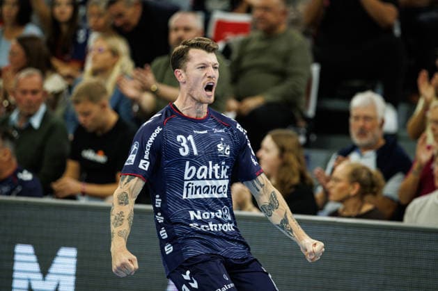 Opel HBL: SG Flensburg-Handewitt vs FRISCH AUF! Göppingen; 03.10.26 Jubel Torjubel bei Emil Jakobsen (Nr.31, SG Flensburg-Handewitt) Opel HBL: SG Flensburg-Handewitt vs FRISCH AUF! Göppingen, GGW Arena am 03.10.26 Copyright: xBEAUTIFULxSPORTS MarioxM.xKobergx