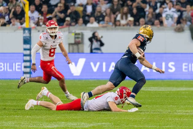 interception Logan Mobelini (Dresden Monarchs, 04 Defensive Back) Dresden Monarchs vs Potsdam Royals, American Football, German Football League, Week 22, Championship Game, 2026, 03.10.2026, Dresden Rudolf Harbig Stadion Saxony Germany Copyright: xPFA SebastianxJustx
