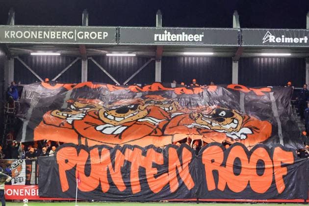 ALMERE , 03-10-2026 , Yanmar Stadium , season 2026 2027 , Dutch , Keukenkampioen division , match between 20:00 uur Almere City FC and FC Volendam , picture shows FC Volendam player supporters Almere City - Volendam  x207862928x Copyright:
