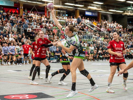 Matilda Ehlert (Frisch Auf Frauen, 10) kommt frei zum Wurf, SG Nürtingen-Zizishausen vs. Frisch Auf Goeppingen, Handball, DHB-Pokal, Spielzeit 2026 2027, 03.10.2026 SG Nürtingen-Zizishausen vs. Frisch Auf Goeppingen, Handball, DHB-Pokal, Spielzeit 2026 2027, 03.10.2026 Nuertingen Copyright: xMichaelxSchmidt Eibner-Pressefotx EP_MST