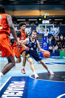 BB-1BL Herren Syntainics MBC - Ratiopharm Ulm Spencer Reaves (Syntainics MBC) waehrend der Saison 2026-2027 in der 1. EasyCredit Bundesliga am 4. Spieltag zwischen Syntainics MBC und Ratiopharm Ulm in der Stadthalle Weissenfels am 3. October 2026 in Weissenfels, Sachsen Anhalt, Deutschland