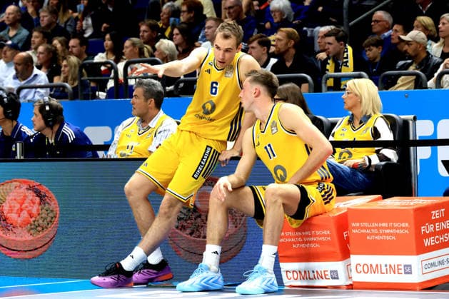 03.10.2026, Deutschland, GER, DEU, Basketball, 1.Bundesliga, 1.Tag, Saison 2026 2027, Berlin, ALBA Berlin vs Bamberg MALTE DELOW ( ALBA Berlin 6 ), JOE WIESKAMP ( ALBA Berlin 11 ) nordphoto GmbH Engler Berlin Uber-Arena Berlin Deutschland Copyright: xNordphotox xEnglerx