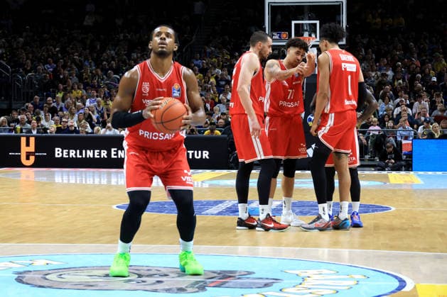 03.10.2026, Deutschland, GER, DEU, Basketball, 1.Bundesliga, 1.Tag, Saison 2026 2027, Berlin, ALBA Berlin vs Bamberg Freiwurf von, Jordan Wright ( Bamberg 3 ) nordphoto GmbH Engler Berlin Uber-Arena Berlin Deutschland Copyright: xNordphotox xEnglerx
