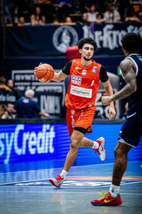 BB-1BL Herren Syntainics MBC - Ratiopharm Ulm Adam Atamna (Ratiopharm Ulm) waehrend der Saison 2026-2027 in der 1. EasyCredit Bundesliga am 4. Spieltag zwischen Syntainics MBC und Ratiopharm Ulm in der Stadthalle Weissenfels am 3. October 2026 in Weissenfels, Sachsen Anhalt, Deutschland