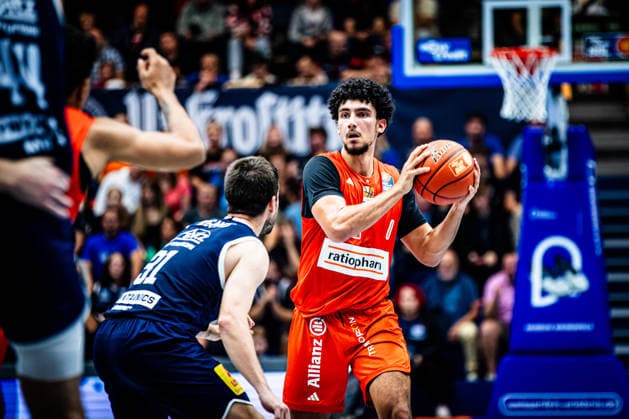 BB-1BL Herren Syntainics MBC - Ratiopharm Ulm Adam Atamna (Ratiopharm Ulm) waehrend der Saison 2026-2027 in der 1. EasyCredit Bundesliga am 4. Spieltag zwischen Syntainics MBC und Ratiopharm Ulm in der Stadthalle Weissenfels am 3. October 2026 in Weissenfels, Sachsen Anhalt, Deutschland