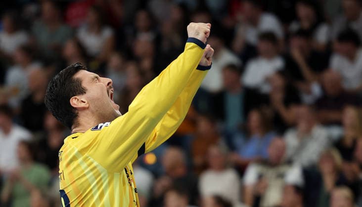 2026.10.03 Deutschland, Bietigheim Handball SG BBM Bietigheim vs. Berliner Füchse, Martin Tomovski (BBM) jubelt und ballt die Fäuste