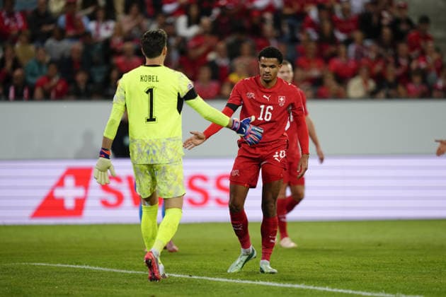 Luzern, Switzerland - October 03: Zachary Athekame (16 SUI) with Goalkeeper Gregor Kobel (1 SUI) after a save during the UEFA Nations League match between Switzerland and Slovenia at thermoplan arena on October 03, 2026 in Luzern, Switzerland. Copyright: xKjetilxWaberx xSPPx Sportspressphoto_SPR244746
