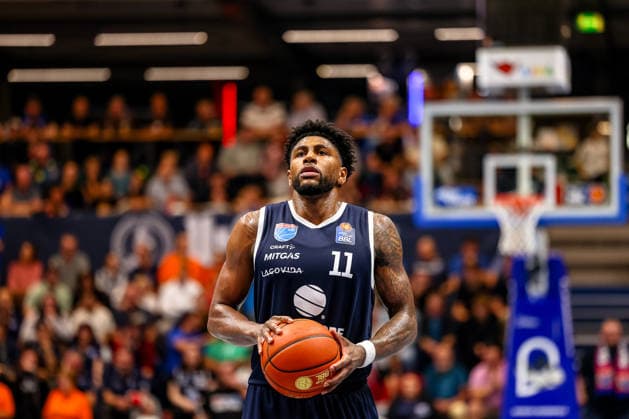 Anthony Gaines (SYNTAINICS MBC, 11) macht sich bereit fuer Freiwurf, GER, Syntainics MBC vs. Ratiopharm Ulm, Basketball, 1. Bundesliga, 4. Spieltag, Spielzeit 2026 2027, 03.10.2026 GER, Syntainics MBC vs. Ratiopharm Ulm, Basketball, 1. Bundesliga, 4. Spieltag, Spielzeit 2026 2027, 03.10.2026 Weissenfels Copyright: xEibner-Pressefoto LauraxRoemerx EP_LRR
