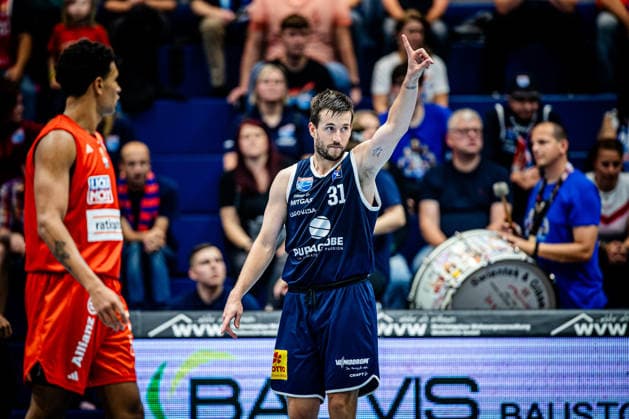 BB-1BL Herren Syntainics MBC - Ratiopharm Ulm Spencer Reaves (Syntainics MBC) waehrend der Saison 2026-2027 in der 1. EasyCredit Bundesliga am 4. Spieltag zwischen Syntainics MBC und Ratiopharm Ulm in der Stadthalle Weissenfels am 3. October 2026 in Weissenfels, Sachsen Anhalt, Deutschland
