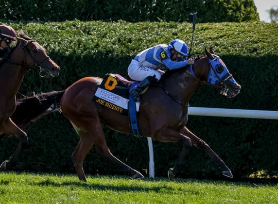 HORSE RACING 2026: Coolmore Turf Mile Day Keeneland OCT 03 October 3, 2026, Lexington, Ky, USA: Joe Shiesty (6) ridden by Fernando De La Cruz wins the Woodford Stakes presented by Fanduel (Grade 2) on Coolmore Turf Mile Day at Keeneland in Lexington, Kentucky on October 3, 2026. Casey Laughter Eclipse Sportswire CSM(Credit Image: Â Casey Laughter Cal Media) Lexington Ky USA EDITORIAL USE ONLY Copyright: xx ZUMA-20261003_faf_cs17_010.jpg CaseyxLaughterx csmphotothree529054