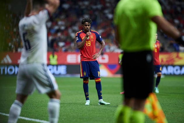 Spain - Czech Republic - UEFA Nations League 2026 27 OVIEDO, SPAIN - OCTOBER 3: Lamine Yamal of Spain looks on during the UEFA Nations League 2026 27 group phase match between Spain and Czech Republic at the Carlos Tartiere Stadium on October 3, 2026 in Oviedo, Spain. (Photo by Diego Simon Photo Players Images Magara Press) Oviedo Carlos Tartiere Espana Copyright: xDiegoxSimonx