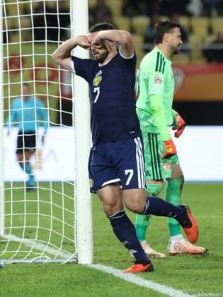 John McGinn of Scotland celebrates after scoring a penalty to make the score 2-0. North Macedonia v Scotland, UEFA Nations League, Football, Nacionalna Arena Tose Proeski, Skopje, North Macedonia - 03 Oct 2026Skopje Nacionalna Arena Tose Proeski North Macedonia  Copyright: xNikolaxKrstic Shutterstockx 17184131fo