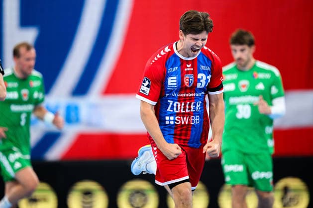 Bietigheim: HBL - 26 27 - SG BBM Bietigheim - Fuechse Berlin Alexander Pfeifer (Bietigheim) Jubel Freude Emotion Torjubel Torschuetze Torschütze Bietigheim-Bissingen Egetrans Arena Baden-Württemberg Deutschland
