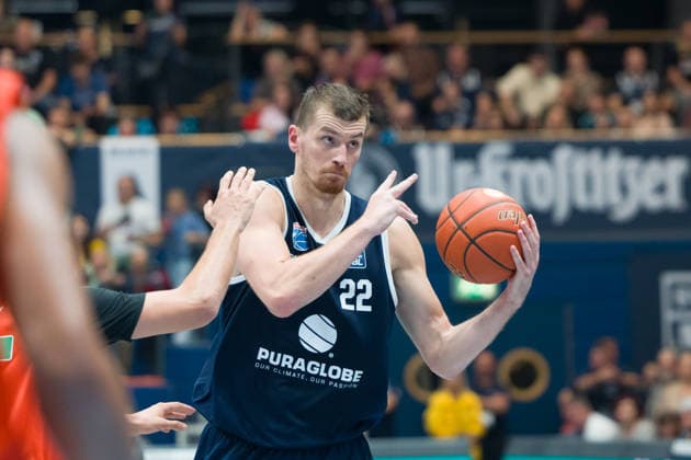 Borisa Simanic (MBC, 22), Syntainics MBC vs. Ratiopharm Ulm, BBL, Basketball Männer 1. Bundesliga, 4. Spieltag Saison 2026 27, 03.10.2026. Weißenfels Stadthalle Sachsen-Anhalt Deutschland