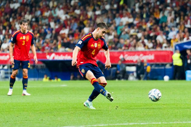 SOCCER- The UEFA Nations League 2026 27 group phase match between Spain and Czech Republic at Carlos Tartiere Stadium on October 03, 2026 in Oviedo, Spain. Ivan Fresneda of Spain during the UEFA Nations League 2026 27 group phase match between Spain and Czech Republic at Carlos Tartiere Stadium on October 03, 2026 in Oviedo, Spain. Oviedo Asturias Spain EDITORIAL USE ONLY Copyright: xx SENIS-CEBOLLAx xALFAQUIx dpphotos202327