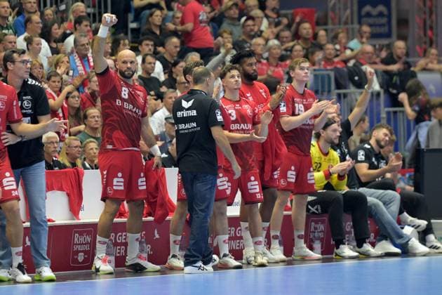 Jubel, Frude bei der MT; Adrian Sipos (MT Melsungen 8), Roberto Garcia Parrondo (Trainer MT Melsungen), Reynir Thor Stefansson (MT Melsungen 19) (R) , GER, MT Melsungen - TSV Hannover-Burgdorf, Handball, 1. Bundesliga, 7. Spieltag, Saison 2026 2027, 03.10.2026, GER, MT Melsungen - Hannover-Burgdorf, Handball, 1. Bundesliga, 7. Spieltag, Saison 2026 2027, 03.10.2026 Kassel Copyright: xEibner-Pressefotox xRolandxSippelx EP_RSL
