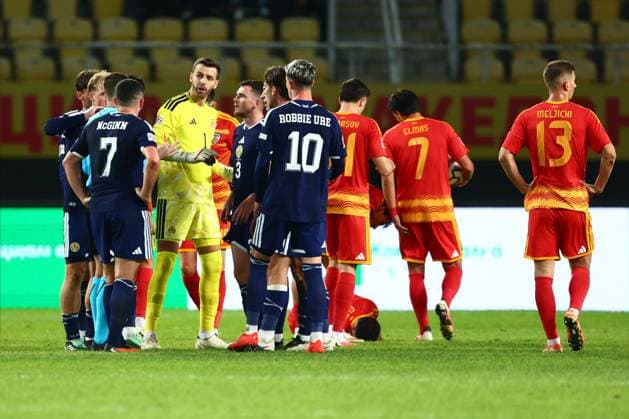 Scotland players contest a red card. North Macedonia v Scotland, UEFA Nations League, Football, Nacionalna Arena Tose Proeski, Skopje, North Macedonia - 03 Oct 2026Skopje Nacionalna Arena Tose Proeski North Macedonia  Copyright: xNikolaxKrstic Shutterstockx 17184131gf