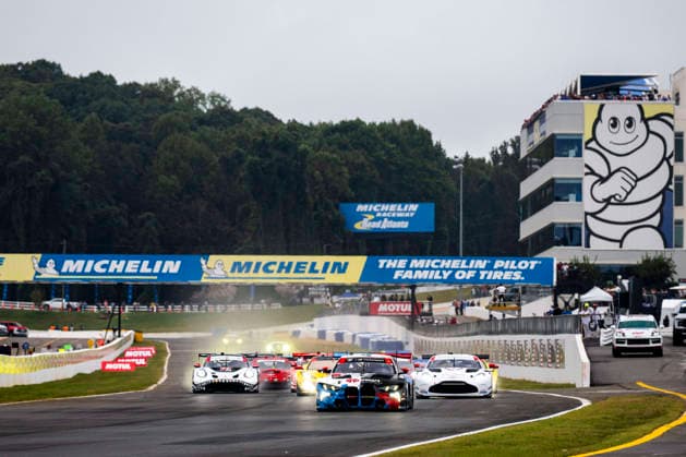 AUTO - IMSA - PETIT LE MANS 2026 01 DE PHILLIPPI Connor (usa), HARPER Dan (gbr), VERHAGEN Neil (usa), Paul Miller Racing, BMW M4 GT3 Evo, action, 68 HASSE CLOT Valentin (fra), SORENSEN Marco (dnk), DRUDI Mattia (ita), Car Blanche, Aston Martin Vantage GT3 Evo, action, start of the race, depart, during the 2026 Motul Petit Le Mans, 11th round of the 2026 IMSA WeatherTech SportsCar Championship, from October 1 to 3, 2026 on the Michelin Raceway Road Atlanta in Braselton, Georgia, United States of America - BraseltonUnited States Copyright: xFabrizioxBoldonix