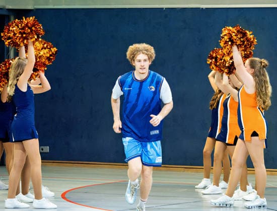 09 Mika Freitag (Rostock Seawolves Academy) läuft ein. Seawolves Academy vs. TSV Neustadt temps Shooters, Arena Rostock, BARMER 2. Basketball Bundesliga ProB Nord , 2. Spieltag, 03.10.2026 Seawolves Academy vs. TSV Neustadt temps Shooters, Arena Rostock, BARMER 2. Basketball Bundesliga ProB Nord , 2. Spieltag, Seawolves, Temps Shooters, Basketball 03.10.2026 Rostock Copyright: xHannesxAdelbergx