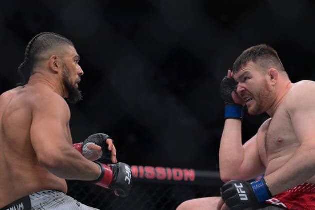 October 3, 2026, Salt Lake City, Utah, USA: JOHNNY WALKER defeated MICK PARKIN by KO (knee) at 3:35 of Round 1during UFC 332 at the Delta Arena in Utah. Salt Lake City USA - ZUMAo117 20261003_zsp_o117_015 Copyright: xMikaelxOnax