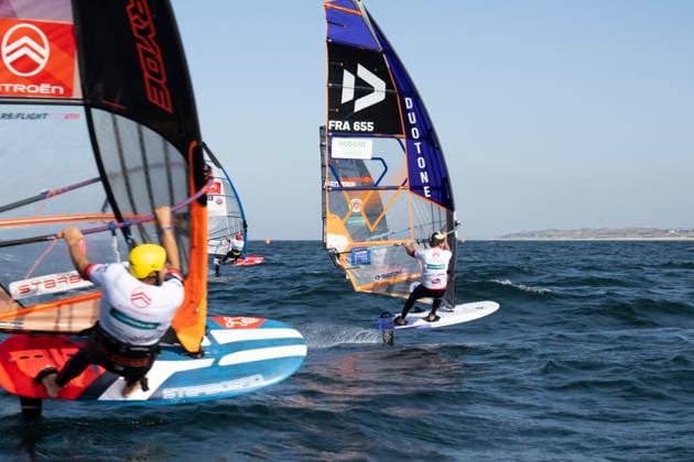 PWA - Citroen - World Windsurfing Tour Sylt 2026 - Tag 8 - Slalom Foil Men; Sylt Westerland, 03.10.2026 Cedric Bordes (Slalom Foil Men, France, FRA-91); Sacha Fortune (Slalom Foil Men, France, FRA-655); PWA - Citroen - World Windsurfing Tour Sylt 2026 - Tag 8 - Slalom Foil Men am 03.10.2026 vor dem Brandenburger Strand - Motorboot auf Sylt Westerland (Deutschland). Copyright: xBEAUTIFULxSPORTS AndreasxDickx