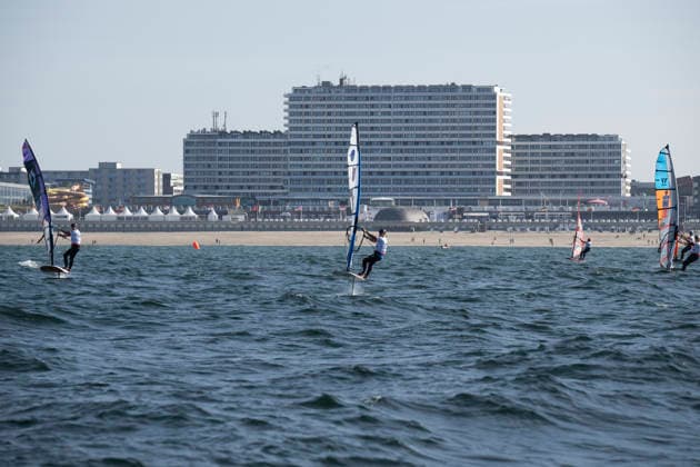 PWA - Citroen - World Windsurfing Tour Sylt 2026 - Tag 8 - Slalom Foil Men; Sylt Westerland, 03.10.2026 Amado Vrieswijk (Slalom Foil Men and Freestyle Men, Bonaire, NB-20); PWA - Citroen - World Windsurfing Tour Sylt 2026 - Tag 8 - Slalom Foil Men am 03.10.2026 vor dem Brandenburger Strand - Motorboot auf Sylt Westerland (Deutschland). Copyright: xBEAUTIFULxSPORTS AndreasxDickx