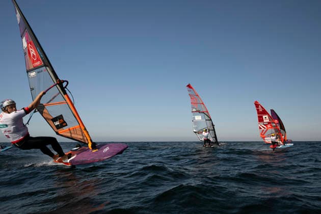 PWA - Citroen - World Windsurfing Tour Sylt 2026 - Tag 8 - Slalom Foil Men; Sylt Westerland, 03.10.2026 Maciek Rutkowski (Slalom Foil Men, Poland, POL-23); Noah Vinther (Slalom Foil Men, Denmark, DEN-7777); PWA - Citroen - World Windsurfing Tour Sylt 2026 - Tag 8 - Slalom Foil Men am 03.10.2026 vor dem Brandenburger Strand - Motorboot auf Sylt Westerland (Deutschland). Copyright: xBEAUTIFULxSPORTS AndreasxDickx