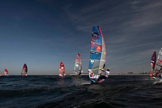 PWA - Citroen - World Windsurfing Tour Sylt 2026 - Tag 8 - Slalom Foil Men; Sylt Westerland, 03.10.2026 Fabian Wolf (Slalom Foil Men, Germany, GER-404); Noah Vinther (Slalom Foil Men, Denmark, DEN-7777); Alexis Mathis (Slalom Foil Men, France, FRA-997); PWA - Citroen - World Windsurfing Tour Sylt 2026 - Tag 8 - Slalom Foil Men am 03.10.2026 vor dem Brandenburger Strand - Motorboot auf Sylt Westerland (Deutschland). Copyright: xBEAUTIFULxSPORTS AndreasxDickx