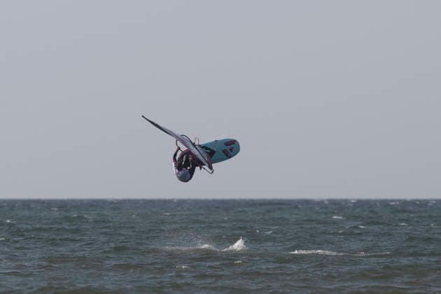 PWA - Citroen - World Windsurfing Tour Sylt 2026 - Tag 8 - Slalom Foil Men; Sylt Westerland, 03.10.2026 Steven Van Broeckhoven (Freestyle Men, Belgium, B-72); PWA - Citroen - World Windsurfing Tour Sylt 2026 - Tag 8 - Slalom Foil Men am 03.10.2026 vor dem Brandenburger Strand - Motorboot auf Sylt Westerland (Deutschland). Copyright: xBEAUTIFULxSPORTS AndreasxDickx