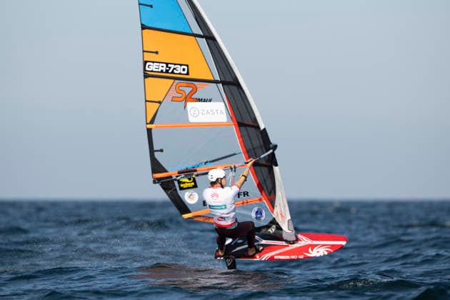 PWA - Citroen - World Windsurfing Tour Sylt 2026 - Tag 8 - Slalom Foil Men; Sylt Westerland, 03.10.2026 Lars PoggeMenn (Slalom Foil Men, Germany, GER-730); PWA - Citroen - World Windsurfing Tour Sylt 2026 - Tag 8 - Slalom Foil Men am 03.10.2026 vor dem Brandenburger Strand - Motorboot auf Sylt Westerland (Deutschland). Copyright: xBEAUTIFULxSPORTS AndreasxDickx