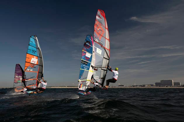 PWA - Citroen - World Windsurfing Tour Sylt 2026 - Tag 8 - Slalom Foil Men; Sylt Westerland, 03.10.2026 Pierre Macquaert (Slalom Foil Men, France, FRA-945); Bruno Martini (Slalom Foil Men, Italy, ITA-160); Sem Stroosma (Slalom Foil Men, Argentina, NED-450); Noah Vinther (Slalom Foil Men, Denmark, DEN-7777); PWA - Citroen - World Windsurfing Tour Sylt 2026 - Tag 8 - Slalom Foil Men am 03.10.2026 vor dem Brandenburger Strand - Motorboot auf Sylt Westerland (Deutschland). Copyright: xBEAUTIFULxSPORTS AndreasxDickx