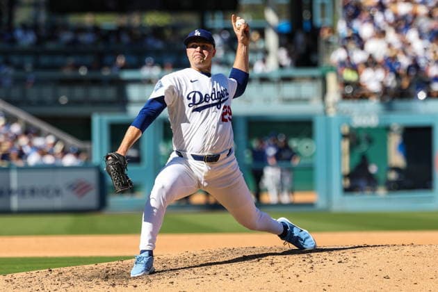 MLB, Baseball Herren, USA National League Division Series - Dodgers vs Braves Game 1 Los Angeles Dodgers pitcher Tarik Skubal throws a pitch during the sixth inning in Game 1 of the National League Division Series between the Atlanta Braves and the Los Angeles Dodgers at UNIQLO Field at Dodger Stadium in Los Angeles, California, USA, 03 October 2026. LOS ANGELES CALIFORNIA UNITED STATES  Copyright: xCHRISxTORRESx