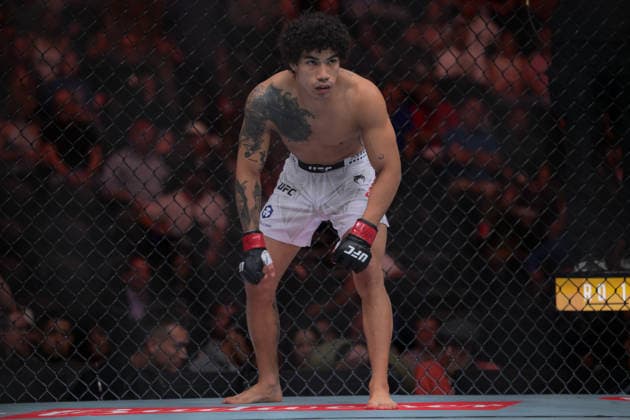 October 3, 2026, Salt Lake City, Utah, USA: IMANOL RODRIGUEZ defeated ALDEN CORIA by TKO (body kick) at 3:11 of Round 1 during UFC 332 at the Delta Arena in Utah. Salt Lake City USA - ZUMAo117 20261003_zsp_o117_074 Copyright: xMikaelxOnax