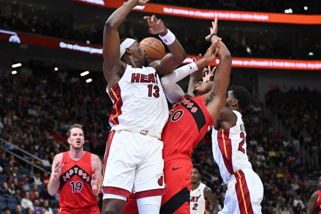 October 3, 2026, Quebec, On, Canada: Miami Heat s Bam Adebayo, front left, and Toronto Raptors Collin Murray-Boyles during NBA, Basketball Herren, USA preseason basketball action in Quebec City, Saturday, Oct. 3, 2026. Canada News - October 3, 2026 - ZUMAc35_ 20261003_zaf_c35_122 Copyright: xJacquesxBoissinotx