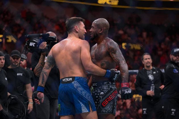 October 3, 2026, Salt Lake City, Utah, USA: ESTEBAN RIBOVICS defeated KING GREEN by TKO (strikes) at 4:08 of Round 1 during UFC 332 at the Delta Arena in Utah. Salt Lake City USA - ZUMAo117 20261003_zsp_o117_146 Copyright: xMikaelxOnax