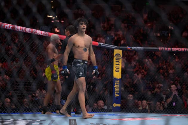 October 3, 2026, Salt Lake City, Utah, USA: PAYTON TALBOTT defeated DEIVESON FIGUEIREDO by TKO (strikes) at 2:09 of Round 1 during UFC 332 at the Delta Arena in Salt Lake City. Salt Lake City USA - ZUMAo117 20261003_zsp_o117_149 Copyright: xMikaelxOnax