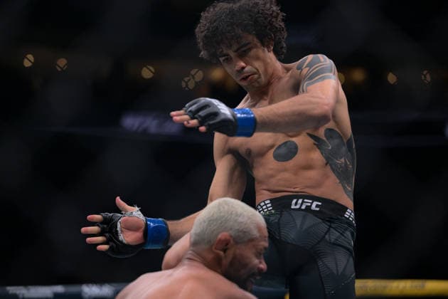 October 3, 2026, Salt Lake City, Utah, USA: PAYTON TALBOTT defeated DEIVESON FIGUEIREDO by TKO (strikes) at 2:09 of Round 1 during UFC 332 at the Delta Arena in Salt Lake City. Salt Lake City USA - ZUMAo117 20261003_zsp_o117_150 Copyright: xMikaelxOnax