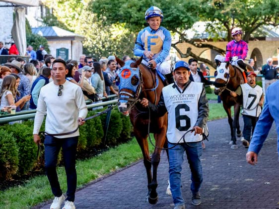 October 3, 2026, Lexington, Ky, USA: Joe Shiesty (6) ridden by Fernando De La Cruz wins the Woodford Stakes presented by Fanduel (Grade 2) at Keeneland in Lexington, Kentucky on October 3, 2026. Eclipse Sportswire CSM Lexington USA - ZUMAcs17 20261003_faf_cs17_265 Copyright: xTimxSudduthx