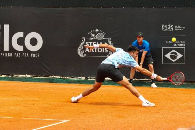 RECORD DATE NOT STATED Justo (Argentina) against Barrios Vera (Chile) in the quarterfinals of the ATP, Tennis Herren Challenger Curitiba. Curitiba (PR), 03 10 2026 - ATP Challenger Curitiba Justo Barrios Vera - Tennis player Tomas Barrios Vera (CH) against Guido Ivan Justo (ARG) valid for the quarterfinals of the ATP Challenger Curitiba, at the Graciosa Country Club on the afternoon of this Saturday, October 3, 2026.(Foto: Edson De Souza Thenews2 imago images) SPO  Copyright: xEdsonxDexSouzax