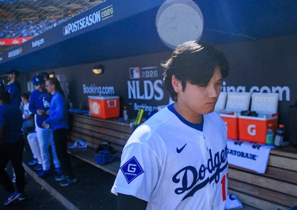 October 3, 2026, Los Angeles, California, USA: Shohei Ohtani 17 of the Los Angeles Dodgers heads into the clubhouse after striking out during an at-bat in NLDS Game 1 against the Atlanta Braves on Saturday, October 3, 2026, at Dodger Stadium in Los Angeles, California. Dodgers defeat Braves, 5-3, in NLDS Game 1. JAVIER ROJAS PI Los Angeles USA - ZUMAp124 20261003_zaa_p124_034 Copyright: xJavierxRojasx