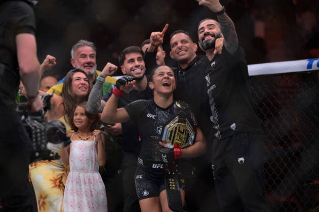 October 3, 2026, Salt Lake City, Utah, USA: NATALIA SILVA defeated WANG CONG by unanimous decision (48-47, 48-47, 49-46) during UFC 332 at the Delta Arena in Salt Lake City. Salt Lake City USA - ZUMAo117 20261003_zsp_o117_160 Copyright: xMikaelxOnax