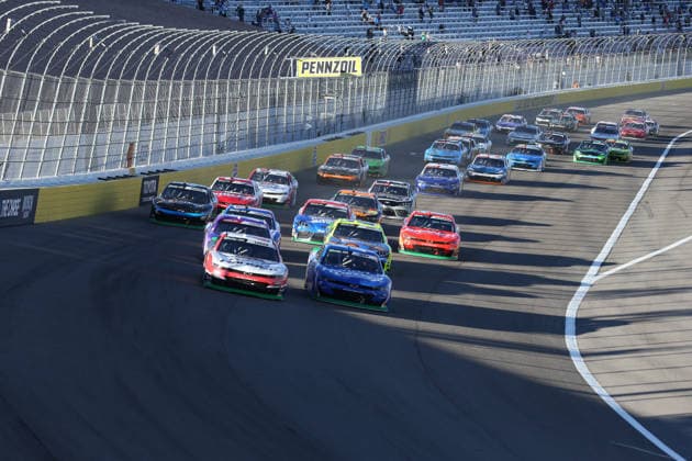 LAS VEGAS, NV - OCTOBER 03: Sheldon Creed ( 00 Haas Factory Team Road Ranger Chevrolet) (left) and Corey Day ( 17 Hendrick Motorsports HendrickCars.com Chevrolet) (right) lead the field during the NASCAR, Motorsport, USA O Reilly Auto Parts Series Focused Health 302 playoff race at Las Vegas Motor Speedway Saturday Oct. 3, 2026 in Las Vegas, Nevada. (Photo by Matthew Bolt Icon Sportswire) AUTO: OCT 03 NASCAR O™Reilly Auto Parts Series Focused Health 302 EDITORIAL USE ONLY Icon296000360564400