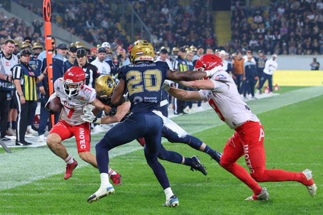 Milan Spiller (Potsdam Royals, 7) runs with the ball, Dresden Monarchs vs Potsdam Royals, American Football, GFL, German Football League, Season 2026, GFL-Bowl, 03.10.2026, GFLBowl2026 Photo: PFA Klaus Sack Dresden Rudolf-Harbig-Stadion Deutschland Copyright: xPFA KlausxSackx