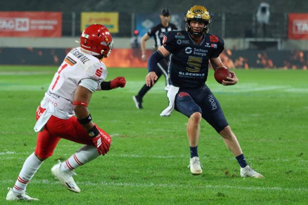 Rocky Lombardi (Dresden Monarchs, 5) runs with the ball, Dresden Monarchs vs Potsdam Royals, American Football, GFL, German Football League, Season 2026, GFL-Bowl, 03.10.2026, GFLBowl2026 Photo: PFA Klaus Sack Dresden Rudolf-Harbig-Stadion Deutschland Copyright: xPFA KlausxSackx