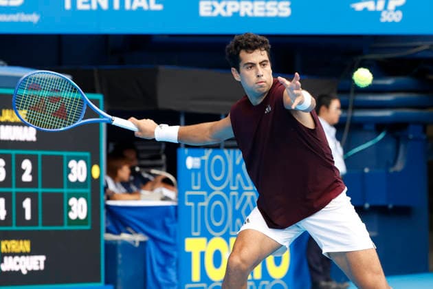 October 4, 2026, Tokyo, Japan: Jaume Munar (Spain) returns a shot against Kyrian Jacquet (France) during their Quarter-final match at the Kinoshita Group Japan Open Tennis Championships at Ariake Colosseum in Tokyo. The tournament runs from September 29 to October 6. Munar won 6-4, 6-2. Tokyo Japan - ZUMAm191 20261004_aap_m191_044 Copyright: xRodrigoxReyesxMarinx